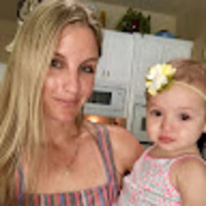 Meet your Posher, Caitlin